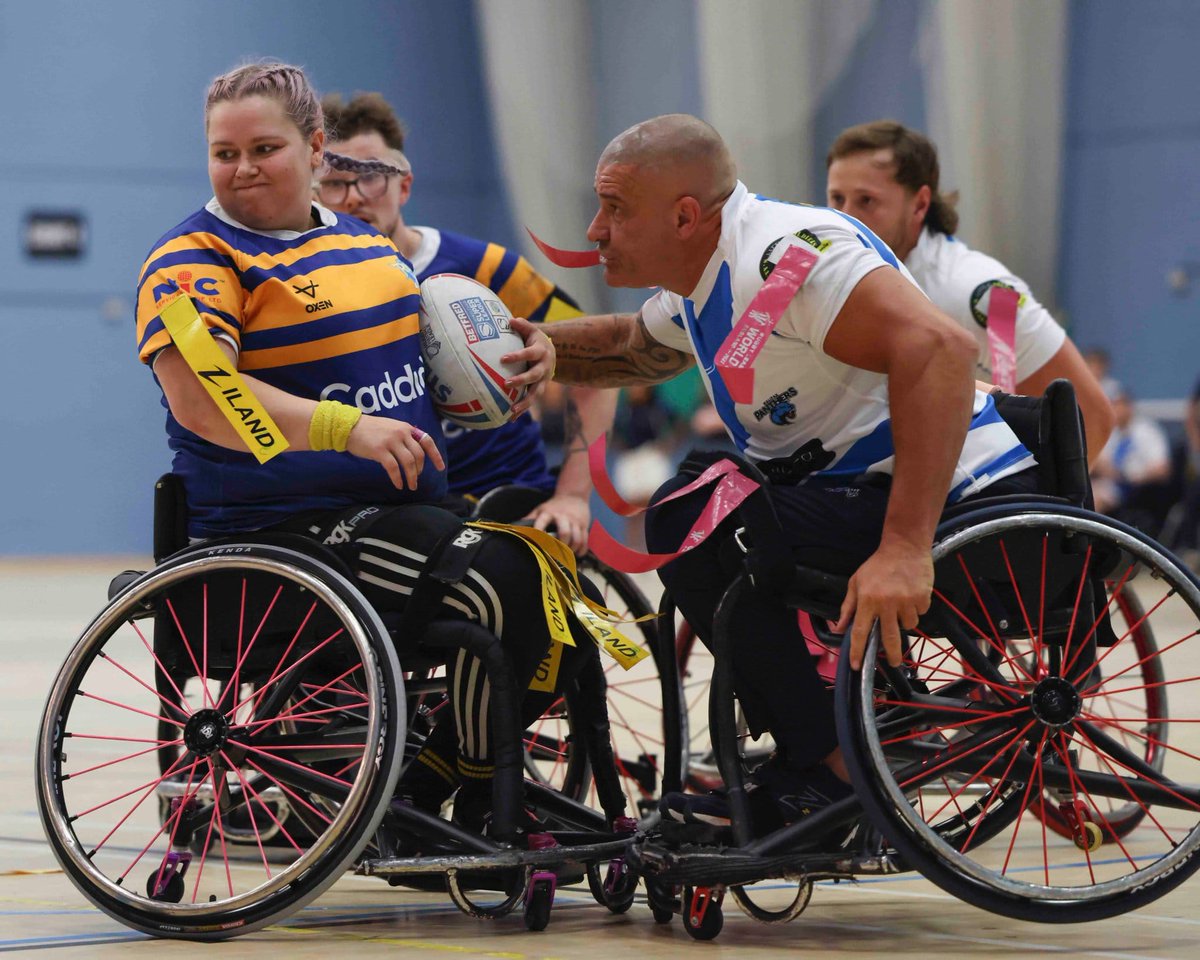 Gwylio'r Cymry🏴󠁧󠁢󠁷󠁬󠁳󠁿

<a href="/JodieannWhRL/">Jodie Boyd-Ward</a> leads <a href="/RugbyLeeds/">Leeds Rhinos Foundation</a> to the <a href="/WheelchairRL/">Wheelchair RL</a> League Leaders Shield.
<a href="/Bethan_Dainton/">Bethan Dainton</a> scores twice in the Women's <a href="/SuperLeague/">Betfred Super League</a>.
Plenty of Welsh clashes in the men's games.

All this and more in our weekly review at: wrl.wales/gwylior-cymry-…

@JVSports1986📷