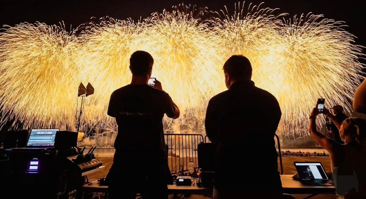 Foyle Fireworks tweet media