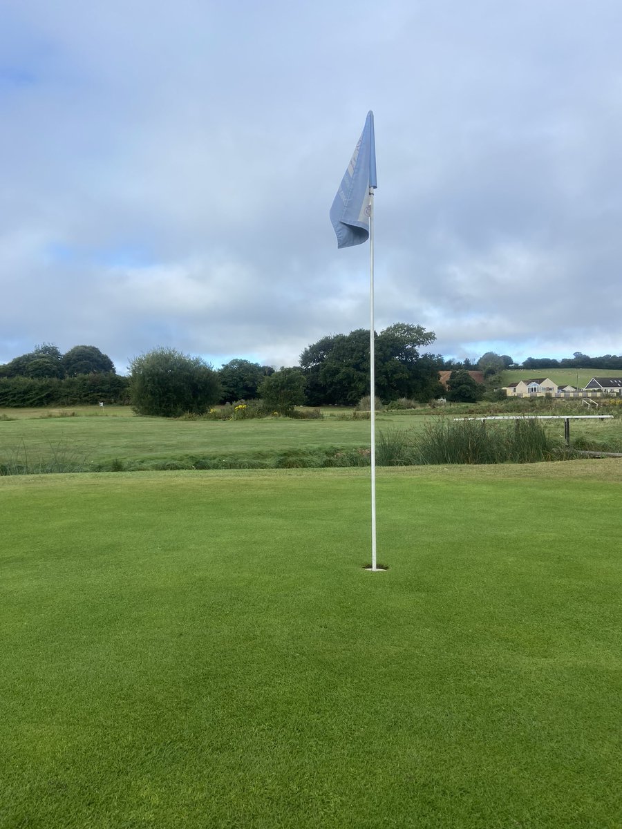 GolfStarcross's tweet photo. We’re open all day and the greens are looking lovely after yesterday’s rain. Our latest homemade cake is baked and ready in the shop, this time it’s Valencian orange 🍊

Last tee off 7.30 this evening, for anymore information please feel free to give us a call on 01626 891918 ⛳️ https://t.co/9n8zZBlNZz