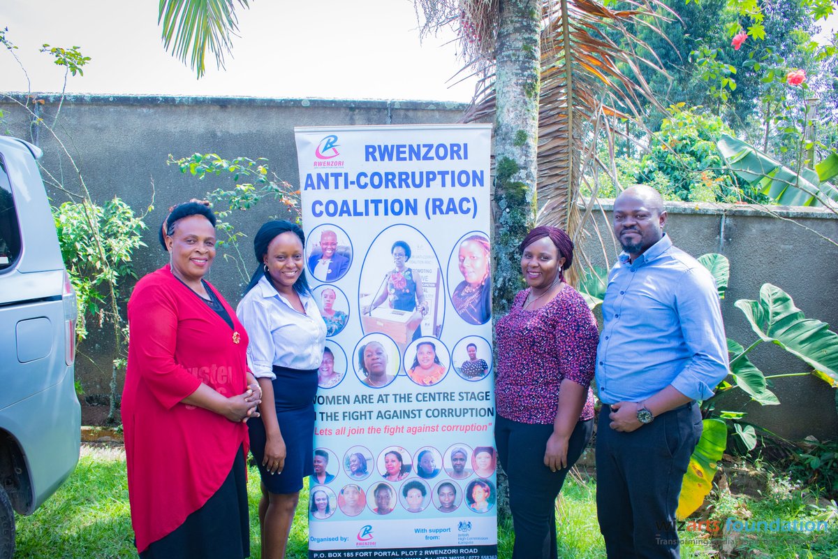 Wiz_Foundation's tweet photo. Executive Director RAC Angella Byangwa emphasized the need for continued collaboration between state &amp; non-state actors in the fight against corruption and applauded Wizarts Foundation whose #ListenToUganda project approach fosters these relationships.  

#women
#ExposeTheCorrupt https://t.co/6vvZ2CScKz