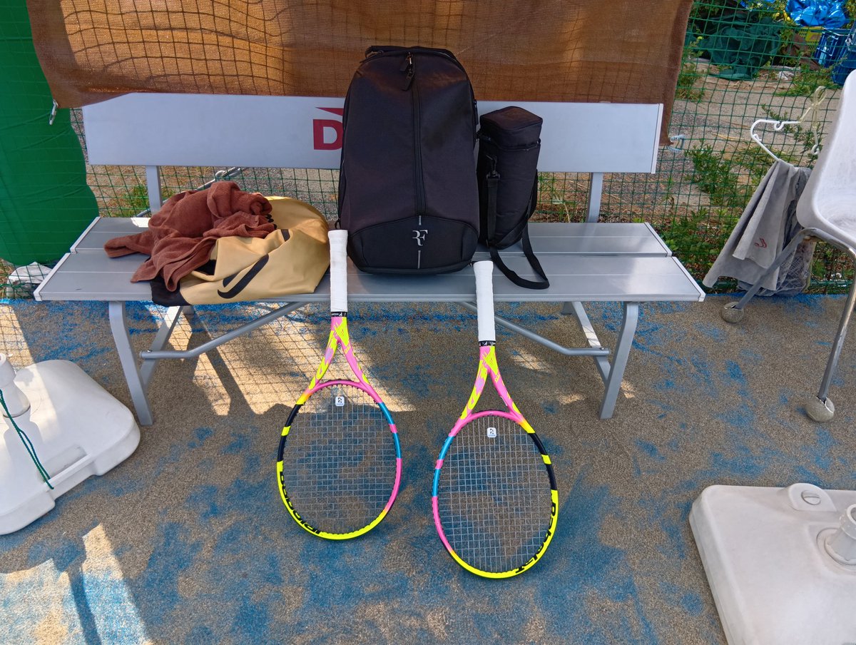tatsuro2424's tweet image. フェデラーのRF01バックパック届きました！
さっそく使いました〜😗
テニス楽しかった～～😀
#BREAKBACK
#ブレークバック