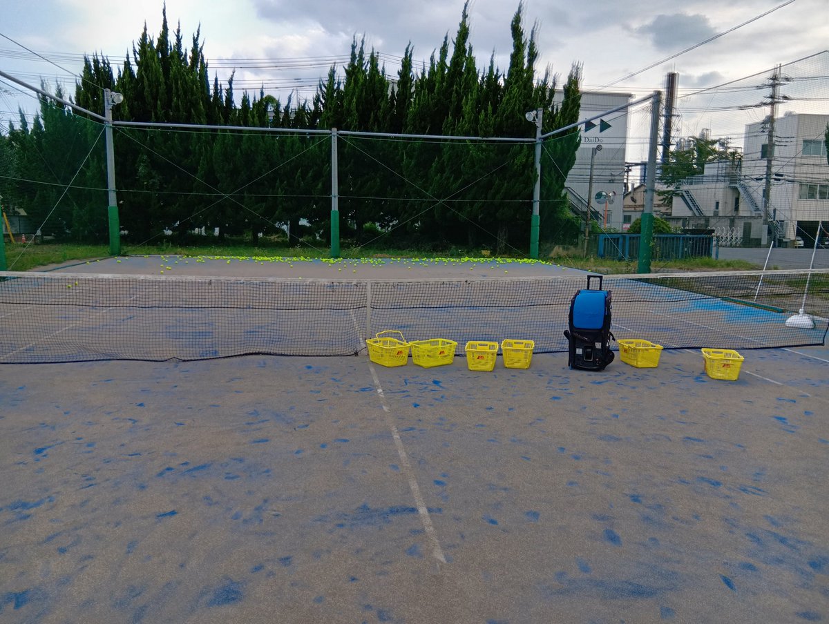 tatsuro2424's tweet image. フェデラーのRF01バックパック届きました！
さっそく使いました〜😗
テニス楽しかった～～😀
#BREAKBACK
#ブレークバック