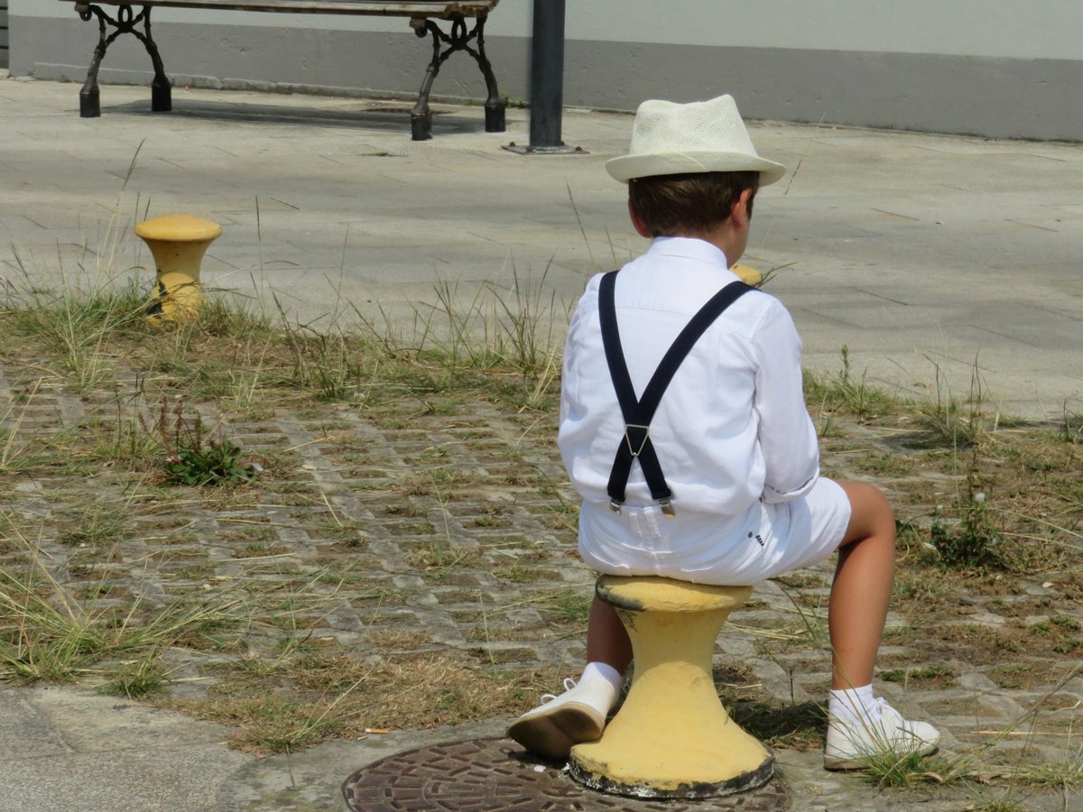 #Ares celebra el 16, 17 y 18 de agosto el #AresIndiano para conmemorar un año más su pasado #indiano con gran cantidad de actividades.
Si quieres saber más no dudes en leer nuestro artículo:
elviajeroaccidental.com/ares-celebra-s…
#turismodeares #turismocultural  <a href="/ConcellodeAres/">Concello de Ares</a> #ferrolterra