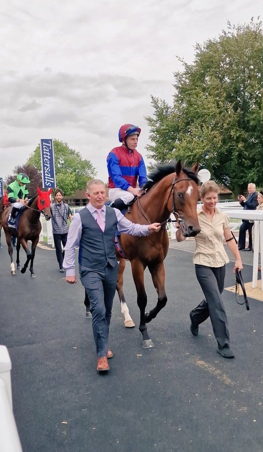 racingblogger's tweet image. 💷 IF THE PARTHENON &amp;amp; SHOUT Both Win For RYAN MOORE At SALISBURY TODAY! 🤩

I'll give £200 Cash to One of YOU Lucky People Tonight!! 💷

To Enter: 👇

1️⃣ RT This Tweet
2️⃣ Like This Tweet
3️⃣ Follow @racingblogger

GOOD LUCK EVERYONE! 💸 🏇

#Win #Comp #Horse #Sport