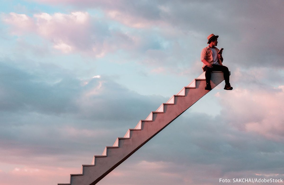 🔧 Das Geschäftsmodell Produkttreppe eignet sich u.a. für den Verkauf von Trainings, ist zumindest Cécile Jemmett überzeugt. Denn auch Weiterbildende machen bessere Geschäfte, wenn sie Produkte und Dienstleistungen im Köcher haben, die sich ergänzen (€): buff.ly/4fh4tsP