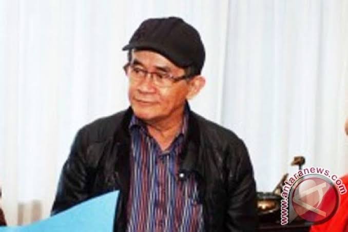 eradotid's tweet photo. Anusnya diketahui rusak. Awalnya ia diduga pernah memakai anusnya sebagaii persembunyian bom, namun kemudian disimpulkan kalau kerusakan anus itu disebabkan oleh seringnya Noordin disodomi....

Selengkapnya: https://t.co/8CYOOkx4fJ https://t.co/tMSNtCPoqz