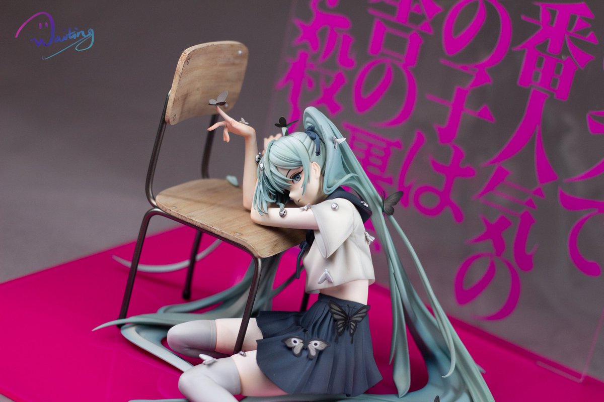 Waiting0407's tweet photo. 《初音未来——蝶之少女》
​原型：Epic-Works
​涂装：我 https://t.co/hyizpv1vBy
