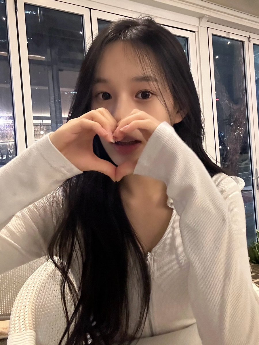 sarangfuls's tweet photo. SARANG PLUS CHAT UPDATE https://t.co/lTF7aiSmlJ