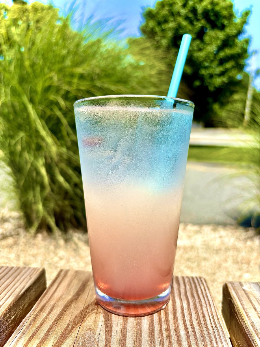 threefinscoffee's tweet photo. Enjoy a taste of summer with our limited-time Raspberry Zinger at Three Fins on #CapeCod. The perfect blend of lemonade, raspberry syrup, and sparkling water - a sunset in a cup for raspberry lovers! 🌅🍹 #RaspberryLovers #SummerSips https://t.co/wNwPNfrR5j
