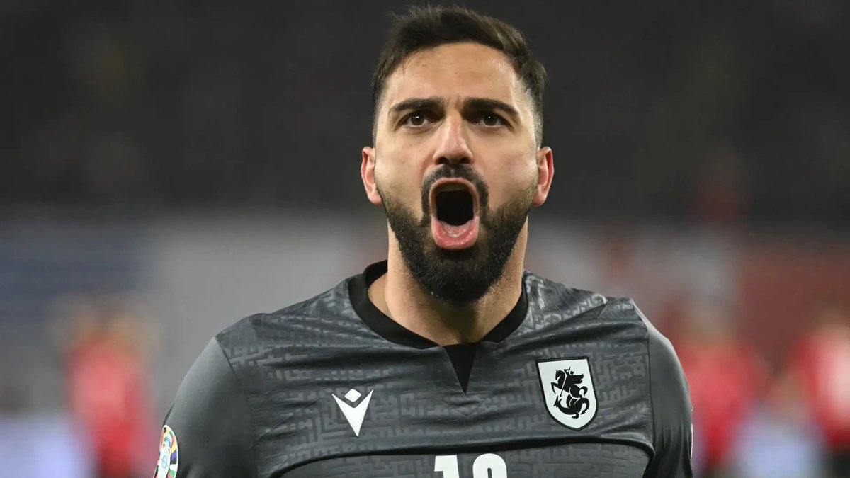 LFC Round Up (@lfcroundup) on Twitter photo Liverpool have made a formal offer for Mamardashvili. The Reds have presented a formal proposal of €35M for the Georgian goalkeeper.
Mamardashvili wants Valencia CF to accept the offer. He understands that it is a once in a lifetime opportunity.
( <a href="/sanchis14/">Nacho Sanchis</a> ) Liverpool have made a formal offer for Mamardashvili. The Reds have presented a formal proposal of €35M for the Georgian goalkeeper.
Mamardashvili wants Valencia CF to accept the offer. He understands that it is a once in a lifetime opportunity.
( <a href="/sanchis14/">Nacho Sanchis</a> )