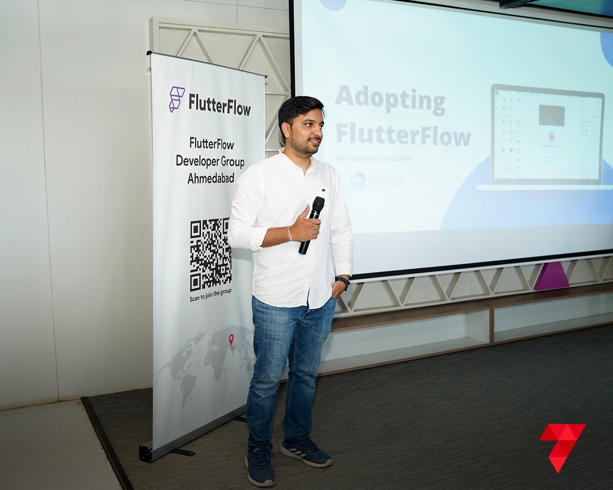 7SpanHQ's tweet image. A big-time shoutout to our Flutter-ing Expert @mukundjogi😍
@ffdgahmedabad invited him as an esteemed speaker on leveraging FlutterFlow for API integration and custom library creation! ⏫
#flutter #techevent #flutterdevelopers #FFDGAhmedabad #flutterflow #community