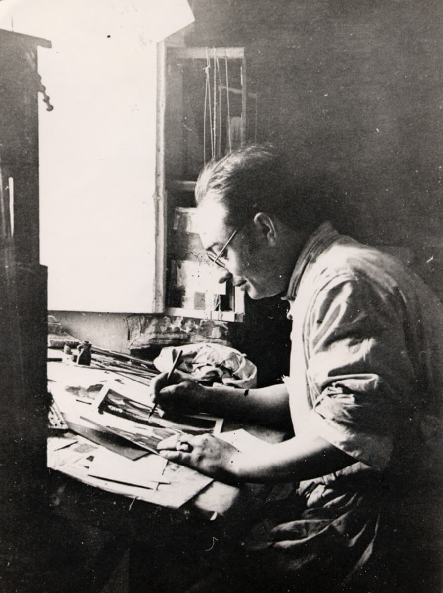 O 14/8/1936 é asasinado en Meixide (Palas de Rei) o pintor, muralista, escenógrafo, ilustrador e escritor Camilo Díaz Baliño.
Membro das IdaFala, ás que lle deseña a bandeira, e do Partido Galeguista. Como artista gráfico fixo ilustracións para Nós, Lar e Céltiga e A Nosa Terra->