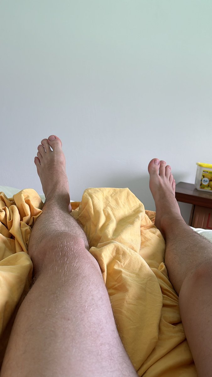 feettboy's tweet photo. waiting for someone to play with them #feet #footfetish #feetpics https://t.co/pHYyvggf7f