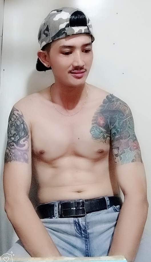 တူတူ‌ဆုံဖြစ်တဲ့တညတာ
ချွေးတရွဲရွဲနဲ့ရေချိုးရတဲ့အချိန်ကိုသတိရ