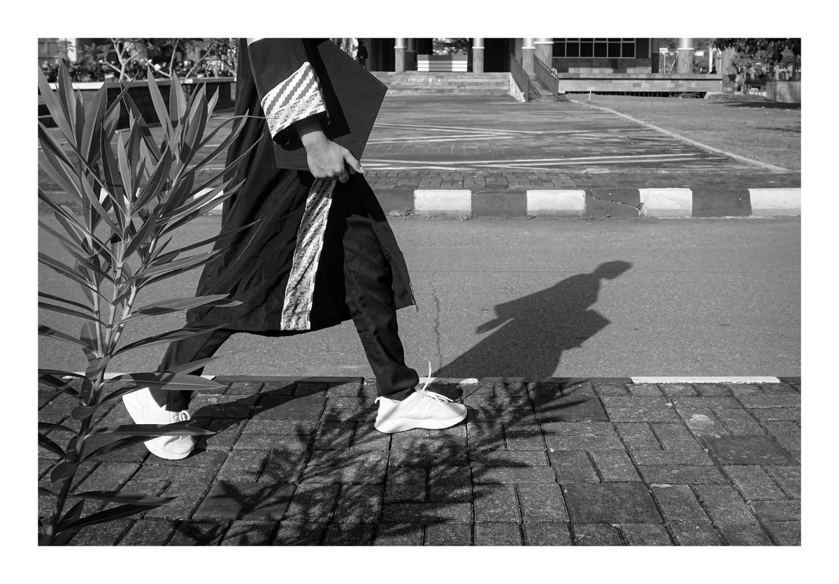 karin_dien's tweet photo. tambah lagii tapi versi hitam putih https://t.co/os5yJNGoAb