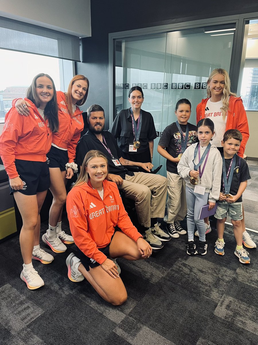 Claire Ryan (@claireryansport) on Twitter photo Some very inspiring guests on <a href="/BBCBreakfast/">BBC Breakfast</a> this morning. Former <a href="/gloucesterrugby/">Gloucester Rugby 🍒</a> player <a href="/edslater/">Ed Slater</a> and his family were delighted to meet these fabulous Olympic Gold Medal winners from <a href="/TeamGB/">Team GB</a> <a href="/BritishRowing/">British Rowing</a> 🤩 Some very inspiring guests on <a href="/BBCBreakfast/">BBC Breakfast</a> this morning. Former <a href="/gloucesterrugby/">Gloucester Rugby 🍒</a> player <a href="/edslater/">Ed Slater</a> and his family were delighted to meet these fabulous Olympic Gold Medal winners from <a href="/TeamGB/">Team GB</a> <a href="/BritishRowing/">British Rowing</a> 🤩