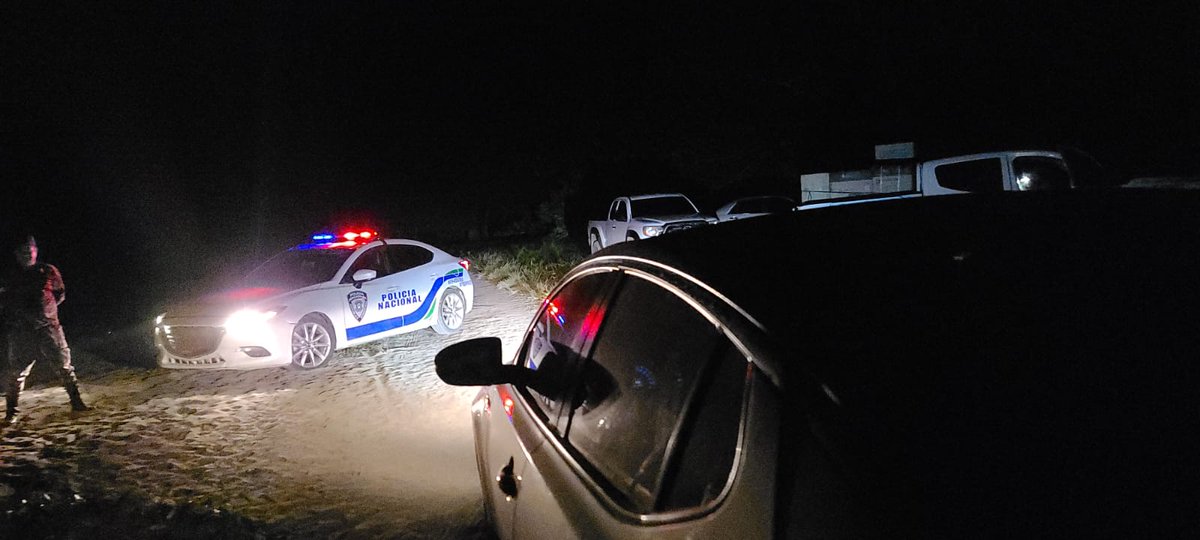 laradiocanaria's tweet image. En principio habían localizado 14 cuerpos, aunque con los nuevos hallazgos podrían ser hasta 17. Son todos hombres y una mujer y no un menor, como se creían en un principio.

#InformativosCR