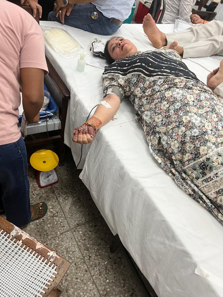 #NHMStrike #BloodOfProtest #RegularizationNow <a href="/cmohry/">CMO Haryana</a> <a href="/NayabSainiBJP/">Nayab Saini</a> <a href="/kamalguptabjp/">Dr. Kamal Gupta</a> <a href="/BJP4Haryana/">Haryana BJP</a> <a href="/MohanLal_Badoli/">Pandit Mohan Lal Badoli</a> <a href="/narendramodi/">Narendra Modi</a> <a href="/PMOIndia/">PMO India</a> <a href="/AmitShah/">Amit Shah</a> <a href="/aajtak/">AajTak</a> <a href="/ZeeNews/">Zee News</a> <a href="/News18India/">News18 India</a> <a href="/ZeeNews/">Zee News</a> <a href="/News18India/">News18 India</a> <a href="/News18Haryana/">News18 Haryana</a> <a href="/ANI/">ANI</a> <a href="/stvharyananews/">haryananews</a> <a href="/Hrynhm2024/">NHm Hry</a> <a href="/rihanraja/">एनएचएम कर्मचारी सांझा मोर्चा हरियाणा</a> <a href="/ChhaukerRaj/">Hari Raj</a>