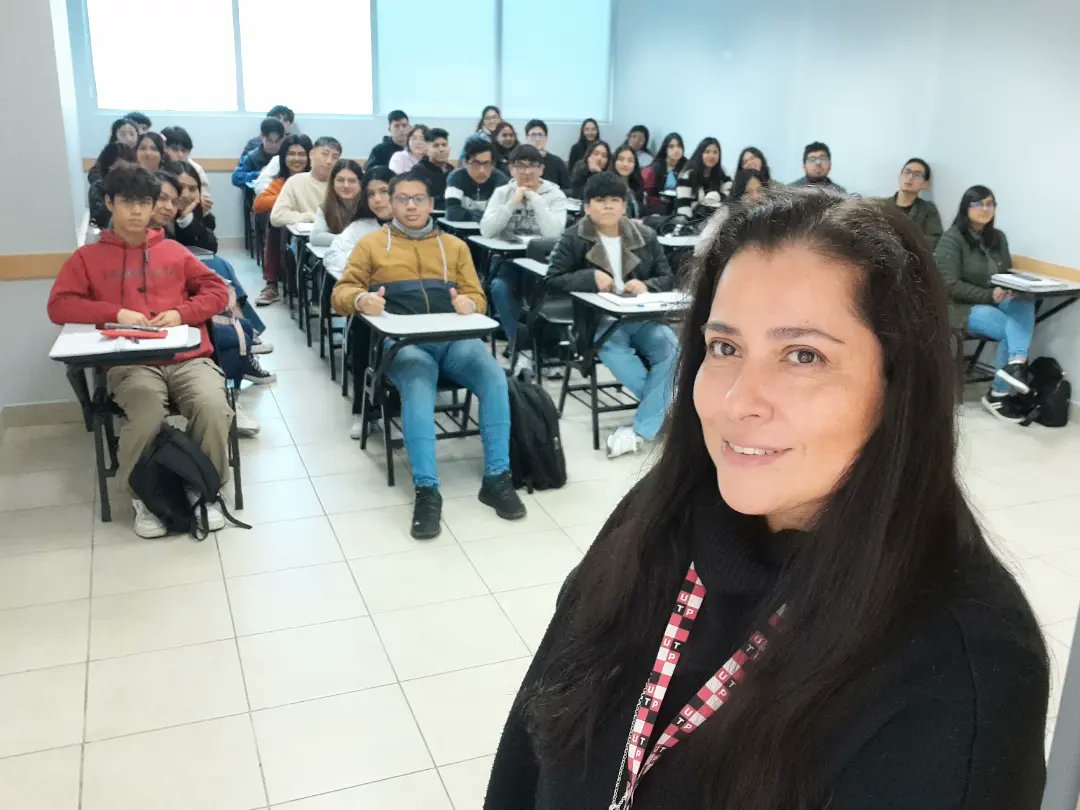 RosaMariaVargas's tweet photo. Hoy, martes, durante el  inicio de mi jornada docente y mi primer día de dictado de clases del ciclo "Agosto 2024", en la Universidad Tecnológica del Perú (UTP). Es grato para mí, el conocer a los nuevos estudiantes que tendré a mi cargo. !Tengan todos, un lindo día! https://t.co/4bwEdNPFny