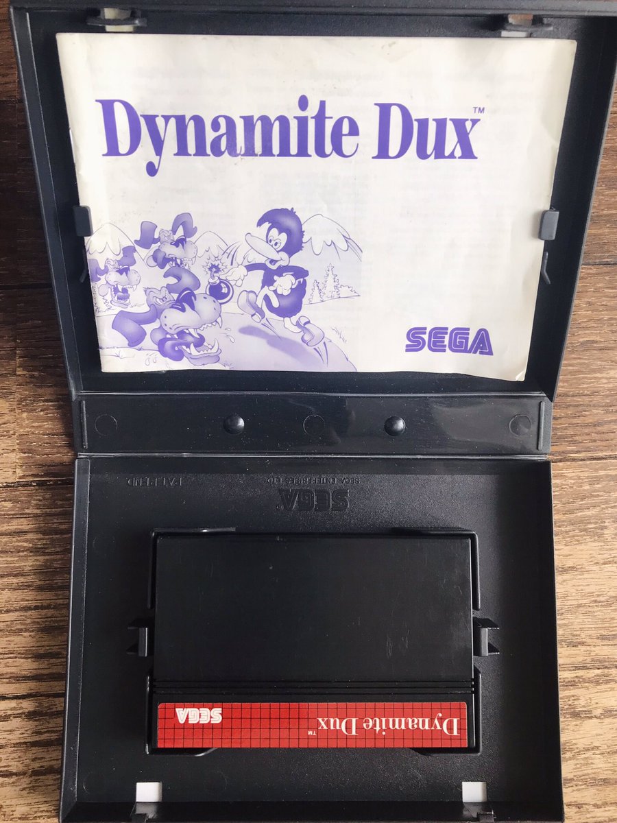 sekiro_51's tweet image. 海外マスターシステム ダイナマイトダックス📬Hiro師匠のアケ版BGMはパワードリフト＆メガドライブ G.S.M.SEGA 2に収録されてて当時聴きまくったけどプレイ機会は無く😓メガドラ版は開発中止😢だが #segamastersystem 版がある👍なぜか人間がアヒルに変えられた設定に変更😅
#DynamiteDux #sms #セガ