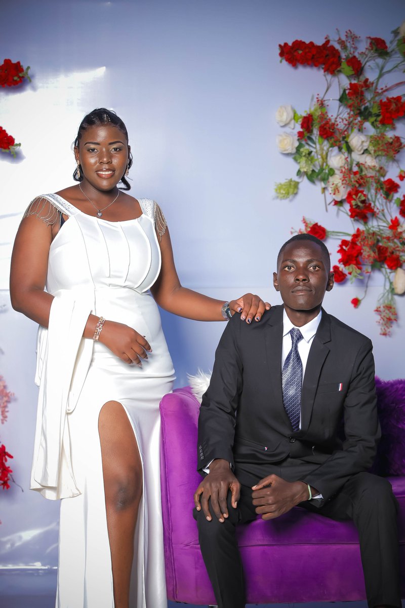TeenzCrown's tweet image. St. Balikuddembe Secondary School Prom Highlights! 🎉 From the red carpet to the photobooth, every moment is a memory. 📸 Don’t miss out on the fun! #PromMagic #TeenzCrown #Uganda