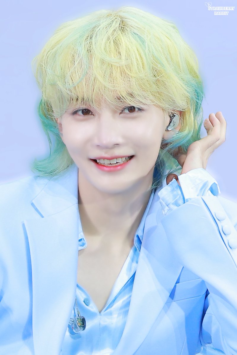strabbit104's tweet photo. 240724  CARAT LAND 

#ジョンハン #JEONGHAN
#윤정한 #정한
#세븐틴 #SEVENTEEN https://t.co/bYus4UwedZ