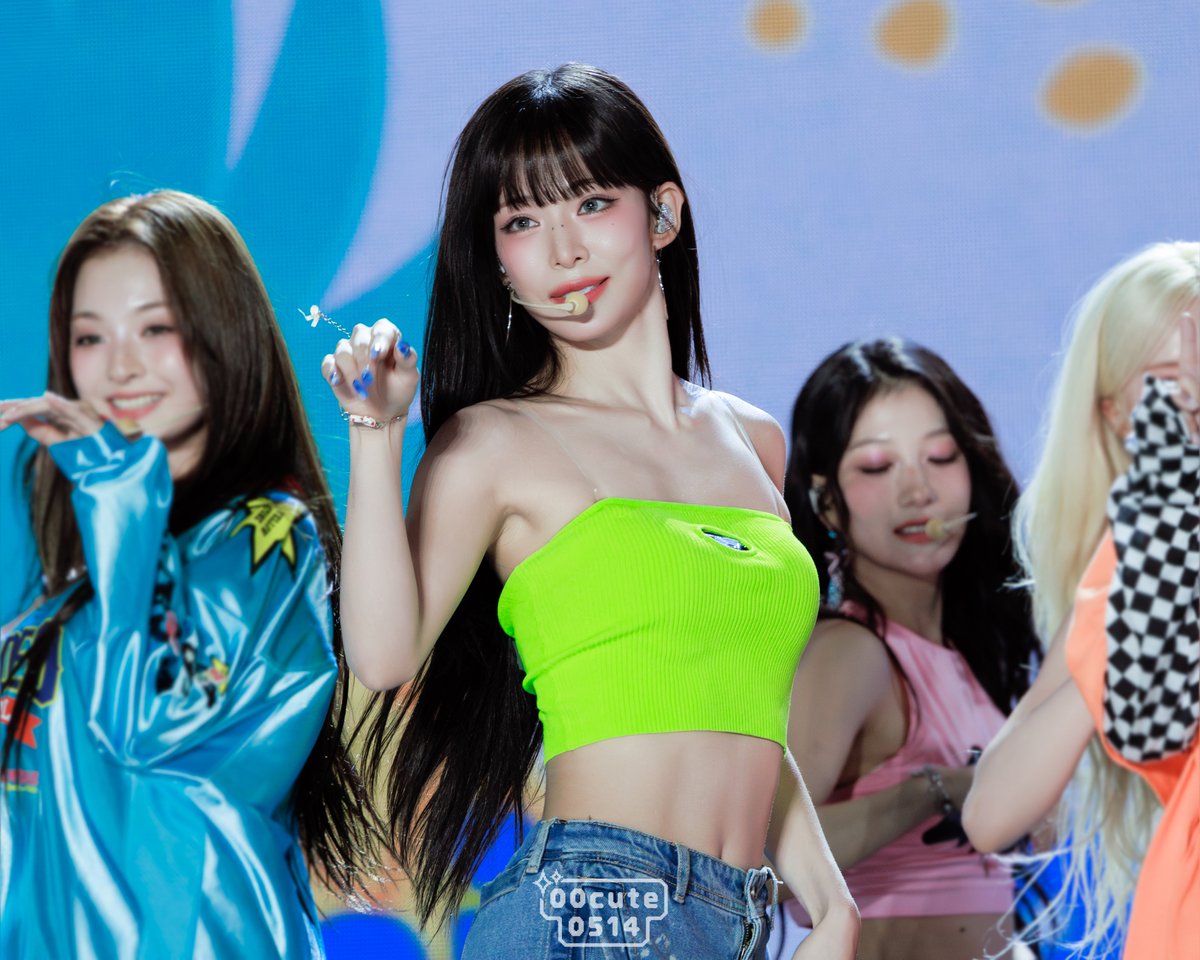 240812 
ULSAN SUMMER FESTIVAL hq

#fromis_9 #프로미스나인 #chaeyoung #이채영