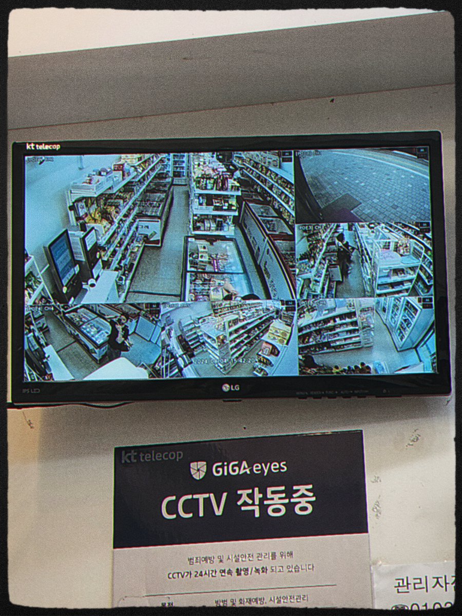ygig_official's tweet photo. πΈβ¨οΈ
#EachGIGY #YGIGVien #YGIG https://t.co/8QuEXNYQVl