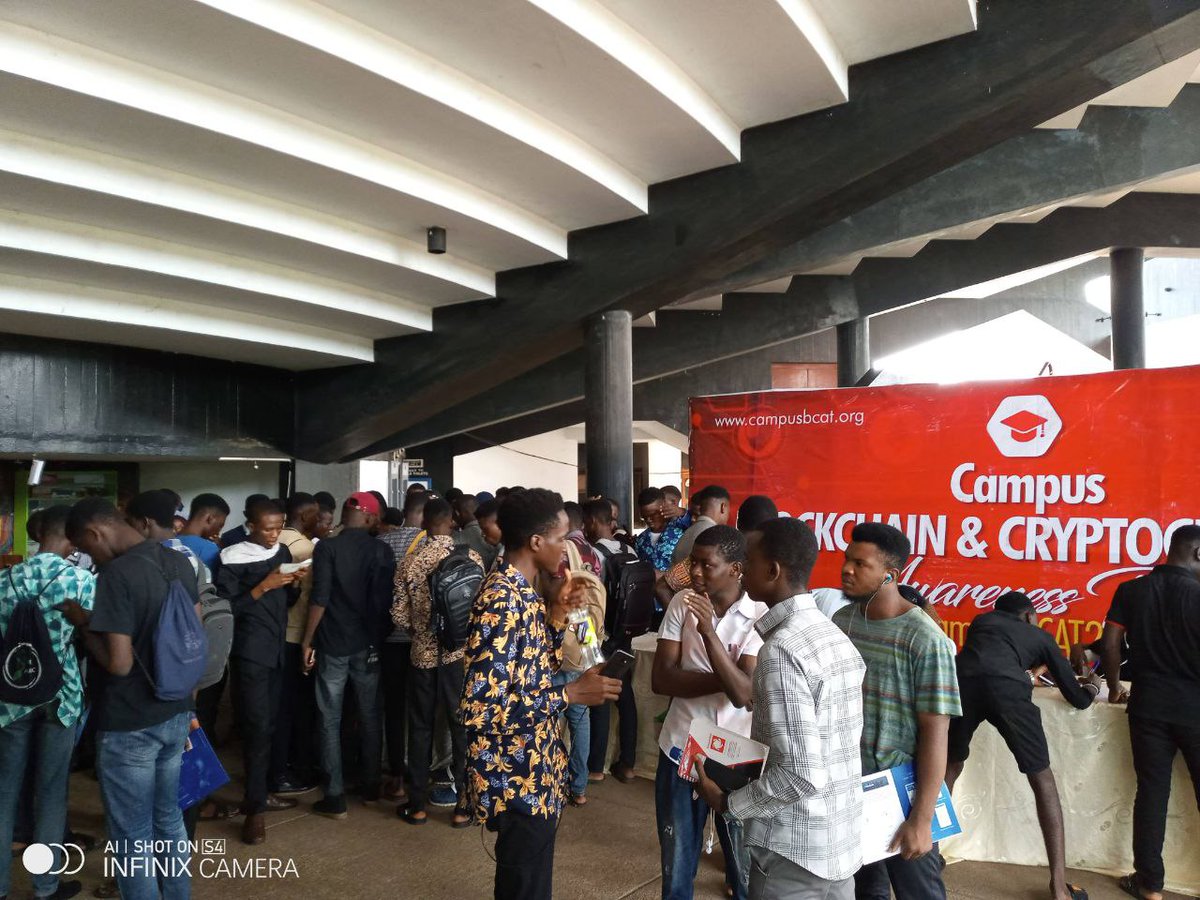 Throwback to when we organized the largest blockchain and cryptocurrency awareness events at the time in Obafemi Awolowo University (OAU) in 2019. This was the third event for the year.