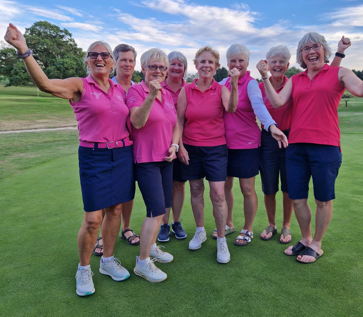 🏆 CHAMPIONS 🏆

Congratulations to our Ladies Team, who won last night to become the South Lincolnshire Division 1 Handicap Champions!

Well done to all those who played this year! ⛳️

#toftgolfclub #leaguewinners #champions #teamgolf #ladiesgolf #lincolnshiregolf #topofthetable