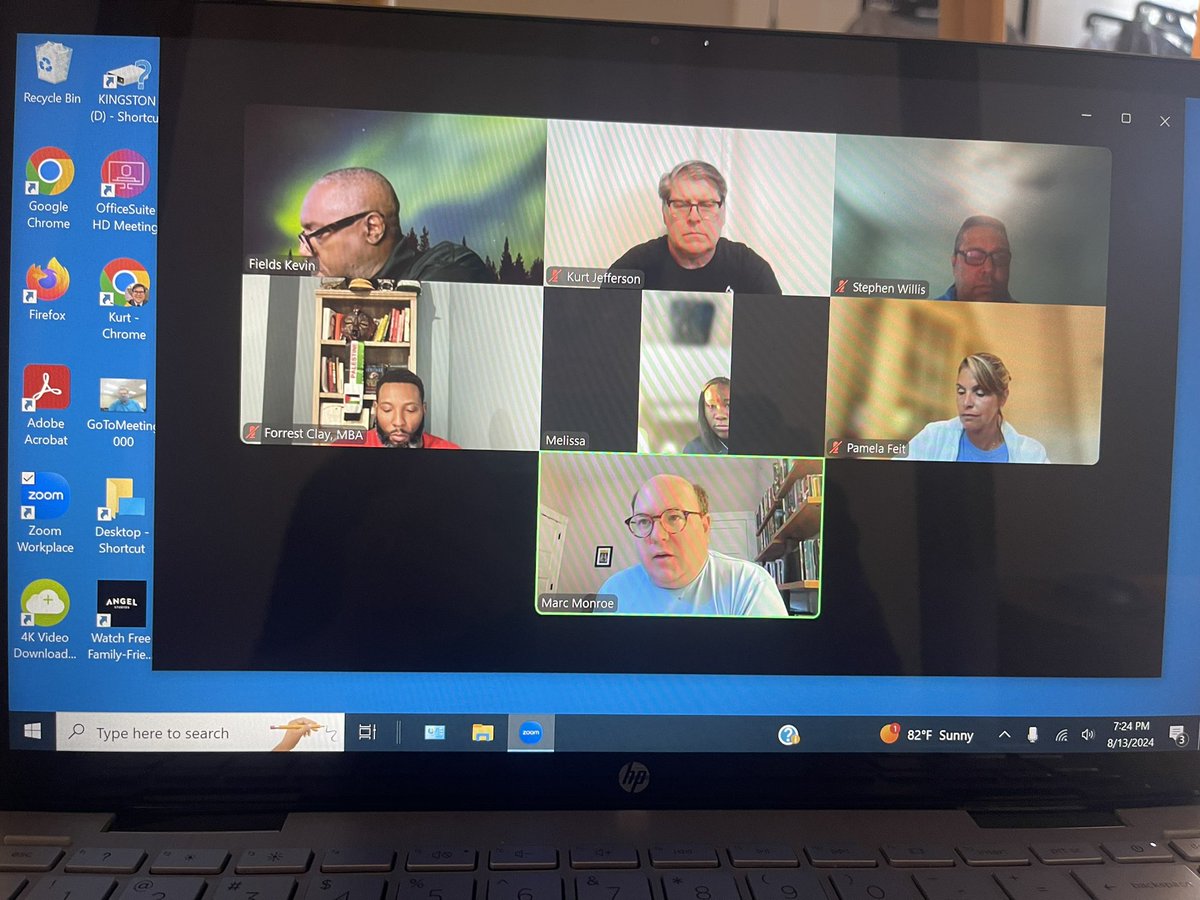 kjglobal88's tweet image. Love our @SpaldingU grad students. Got to hang out with our online doctoral students in leadership last night. 3 states (KY, FL, OH). Catching up &amp;amp; sharing insights as they build a new doctoral student org . . . Learning without limits! #spaldingu #graduatestudies #mtnott