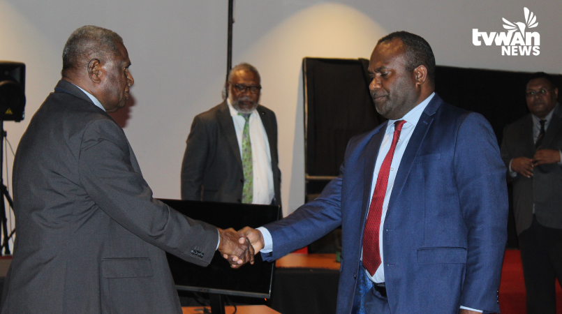 tvwanonline's tweet photo. #LocalNews Leslie Mamu’s term as Papua New Guinea’s Public Solicitor has been extended to six years.
To read more: https://t.co/ToNJbFIVYR
#LeslieMamu #PublicSolicitor #TermExtended #PapuaNewGuinea #PNG #TVWANOnline #TVWANNews https://t.co/tgImT9qTVq