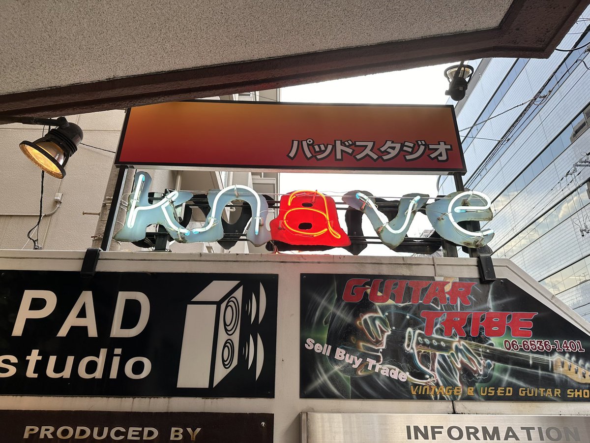 Saaayachan's tweet photo. 久々にライブハウスとやらに来ました(・∀・) https://t.co/fQDnDZtBWt