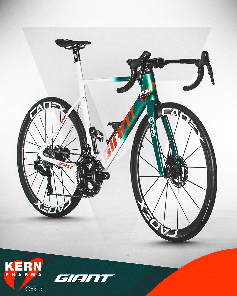 EqKernPharma's tweet photo. 😍 Nuestras nuevas bicicletas GIANT para #LaVuelta24

💚 Una edición personalizada de @Giant_ESP que luciremos en nuestras 𝐓𝐂𝐑 y 𝐏𝐑𝐎𝐏𝐄𝐋 durante @lavuelta 

😎 ¡Qué preciosidad! https://t.co/6vI32OM1rc