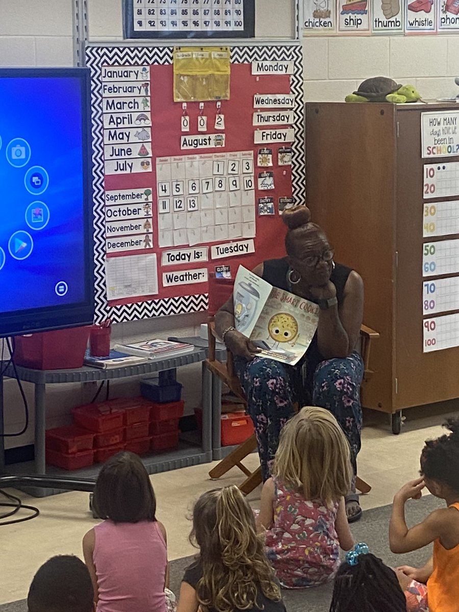 Meadowlark Elem. (@meadowlarkws) on Twitter photo Kindergarteners enjoying a read aloud from Mrs. Livingston. Children love read aloud time. #OurFutureIsSoBright <a href="/KatiePrusko/">Katie Prusko</a> <a href="/Dr_Jill_Freeman/">Jill Freeman</a> Kindergarteners enjoying a read aloud from Mrs. Livingston. Children love read aloud time. #OurFutureIsSoBright <a href="/KatiePrusko/">Katie Prusko</a> <a href="/Dr_Jill_Freeman/">Jill Freeman</a>