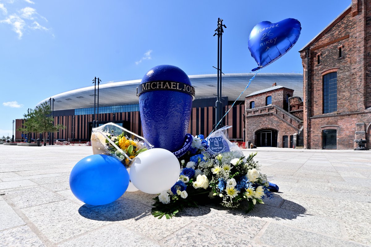 The family of Michael Jones have attended the unveiling of a permanent memorial in his honour at Everton Stadium on the first anniversary of his passing.

evertonfc.com/news/2024/augu…