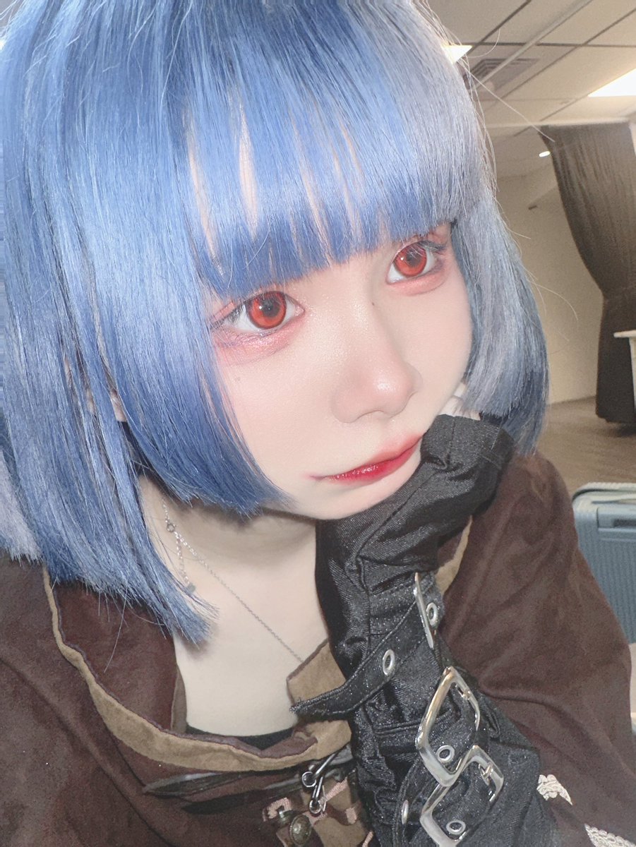 RUNA_99717's tweet photo. 沒關係啊
你就繼續看別的女人
我就看你什麼時候會發現我正在看著你😐 https://t.co/y9tPVU1Zt4