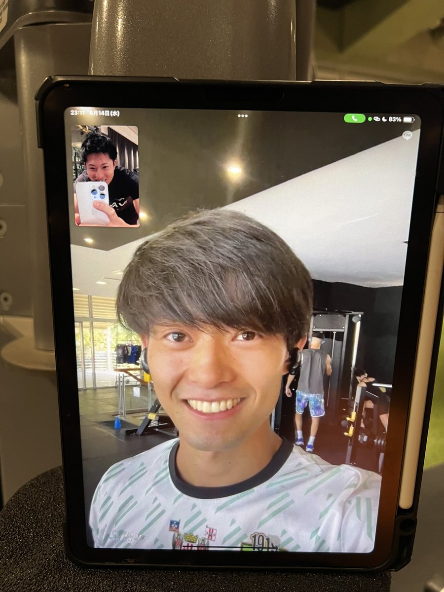 saitohtowa's tweet photo. モンテネグロ1部FK Bokelj諏訪選手
とオンラインセッション！

オンラインでも沢山掴んでくれました🙇
ケガに気をつけて頑張って下さい！！

写真撮りまーすと言ったらめっちゃビジュ良くきめてくれました📷

イケメンすぎますね笑
#クアトロコア®︎
@SuwaYuma 
@JPECMASAFUMI https://t.co/KYOabg5nQy