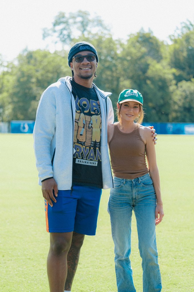 heykayadams's tweet image. We love Indy! 💙💙💙 I always have the best time here and the welcome is always a 10/10. Don’t sleep on the @Colts - even though their head-to-toe humility would want it that way.