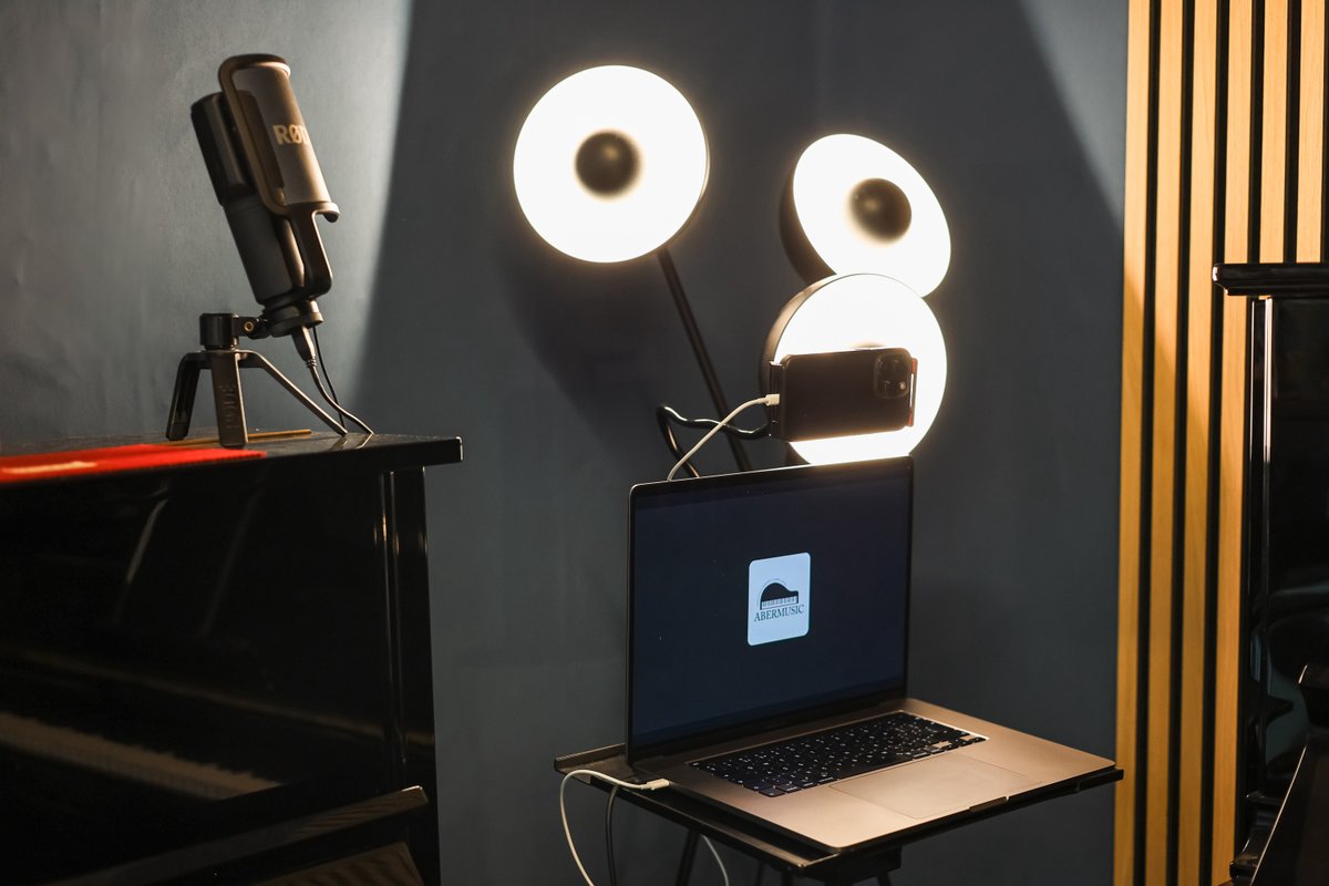 AberMusic_Wales's tweet photo. If you cannot get to us in person, online lessons are a fantastic alternative. We have an excellent set up with a 4K camera for the best clarity and a professional Rode microphone for crystal clear audio!

#Aberystwyth #musiclessons #piano #singing #drums https://t.co/2VT8DcPfeV