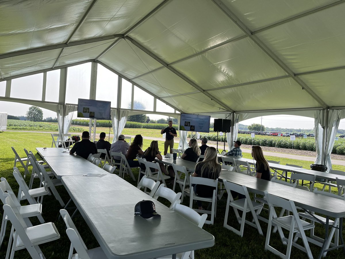 EnogenCanada's tweet photo. Great turnout at our first #Enogen field day at Syngenta’s Arva Innovation Centre. https://t.co/Wv9eozXxdX
#silage #corn #highenergyfeed https://t.co/lcqyj2Qqc2