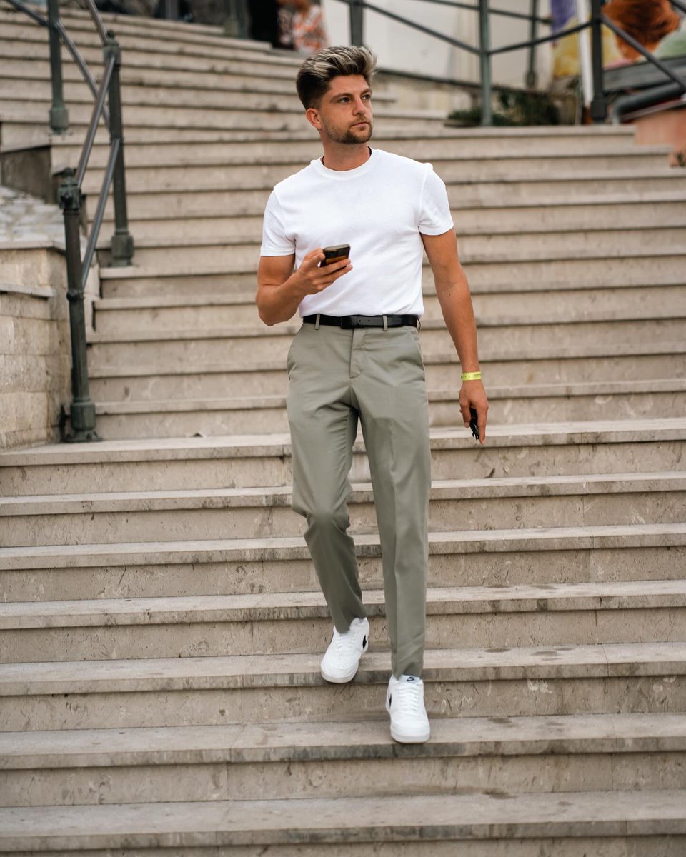 LAW #10 – THE LAW OF CONNECTION
The Law of Connection states “leaders touch a heart before they ask for a hand.” Another way to say this is that people will not follow you until they are emotionally bought into the vision you are casting.