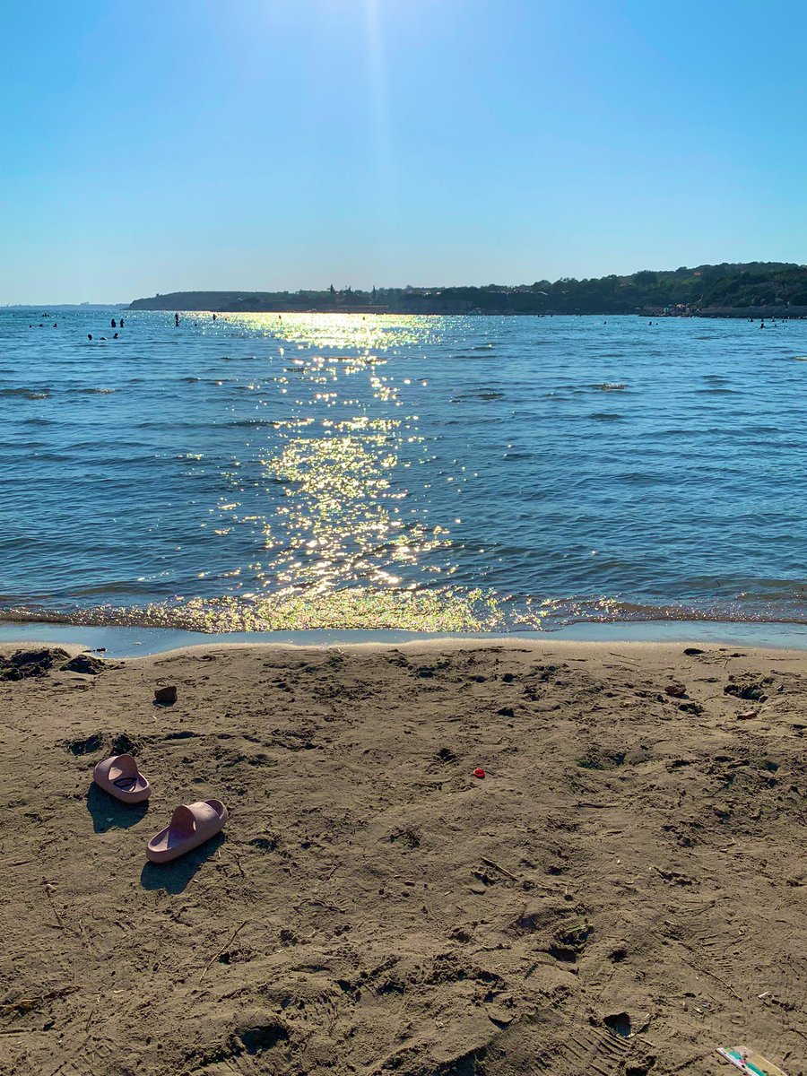 One7GC's tweet image. Aint gonna lie the vacation is going great, hope you all have a nice summer too!