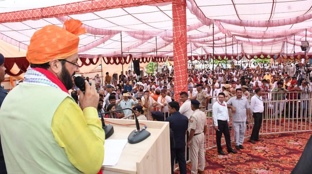 Nayab Saini tweet media