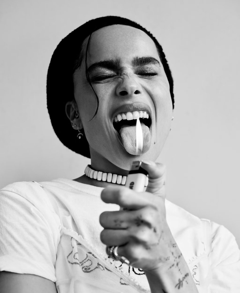FilmUpdates's tweet photo. Zoë Kravitz photographed by Zoey Grossman for Esquire. https://t.co/GpDEYNJv9k