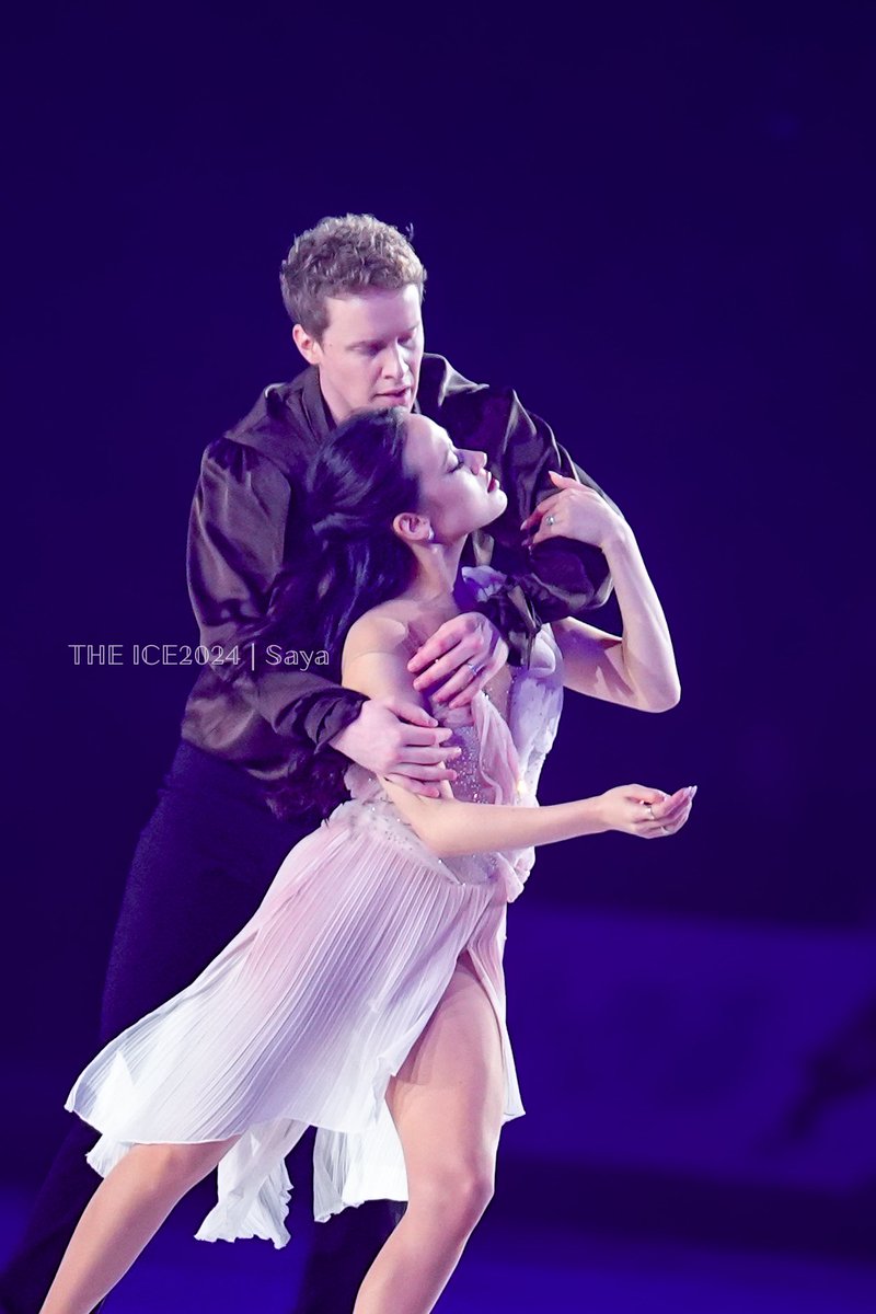 s_timeaftertime's tweet photo. THE ICE 2024

some beautiful moments✨

#MadisonChock 
#EvanBates
#DenissVasiljevs  
#SatokoMiyahara #宮原知子 
#EmilyChan 
#SpencerAkiraHowe
#THEICE2024 https://t.co/Urv7kj39Wa