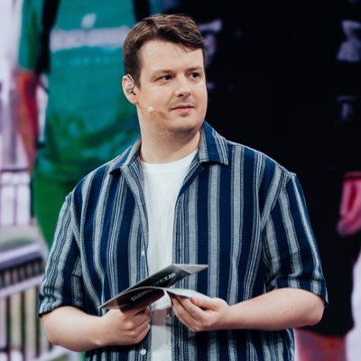 iTzSTU4RT tweet media