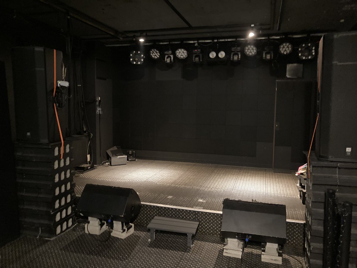 shironekotoro's tweet photo. SAKAE NEONでの
ラストワンマンライブ
お疲れ様でした！
初ワンマンから沢山行ったなぁ。
楽しい空間をありがとうございました。
#LeoLooP
#LeoMatE
#SAKAENEON https://t.co/SocDJhaFQA