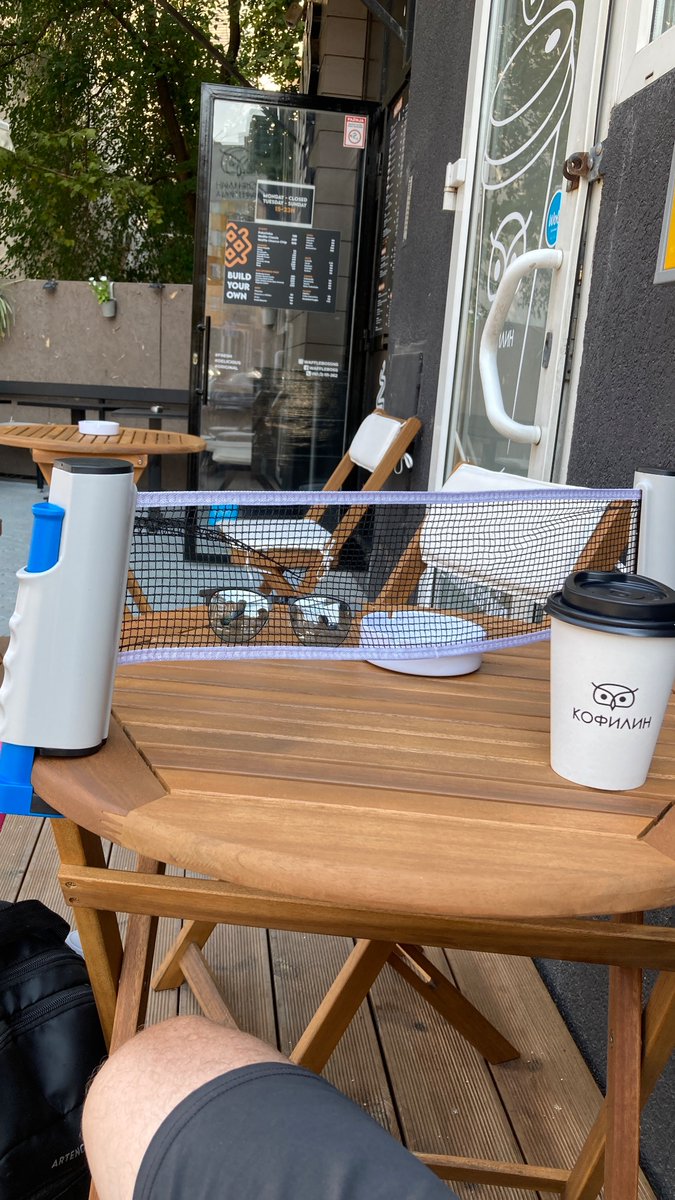 sir_quant's tweet image. Когда у вас с Другарем теннис головного мозга) Кафа za serviranje) 🎾 ☕️  Лайк если тоже))  ♥️