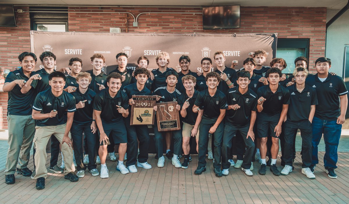ServiteSoccer's tweet photo. Ring season! 

#credo #weareservite #servitesoccer #cifchamps #statechamps https://t.co/yaZeJTElvo